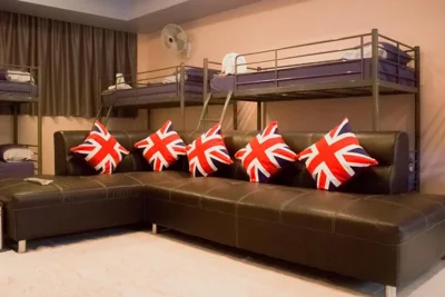 Bed in 8-Bed Mixed Dormitory Room — Phuket Wake Park